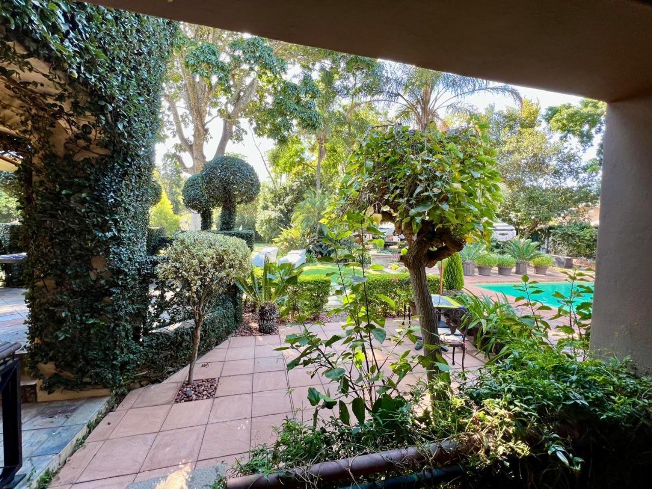 Forty 4 On Hoog Polokwane Extérieur photo